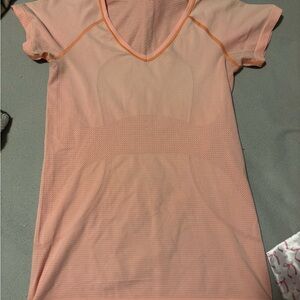 lululemon athletica Peach Short Sleeve Tee